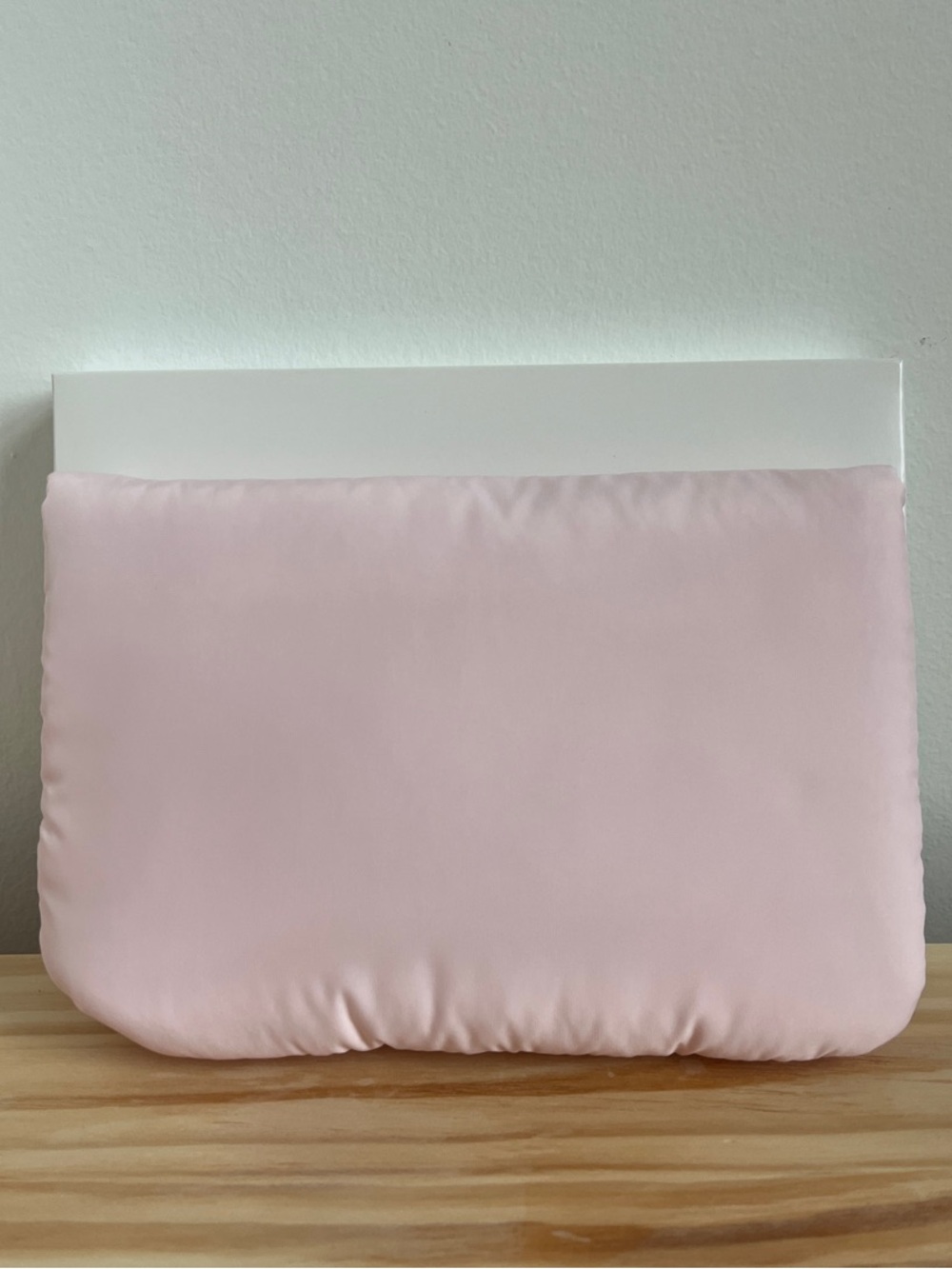Dior Beauty Pink Satin Clutch - Picture 3 of 3